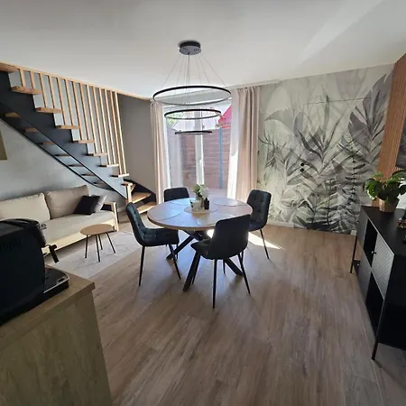 Na Kaszubach Nad Jeziorem 別荘