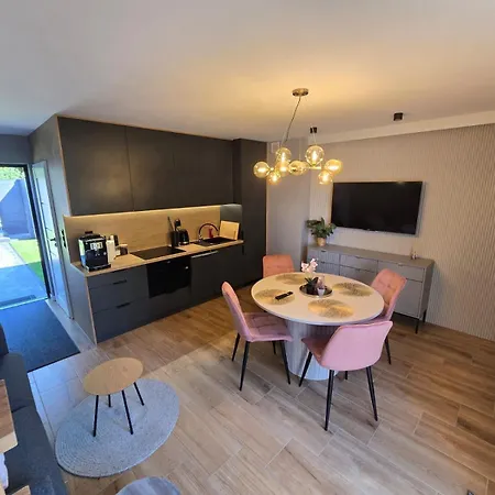 Na Kaszubach Nad Jeziorem Σπίτι διακοπών *